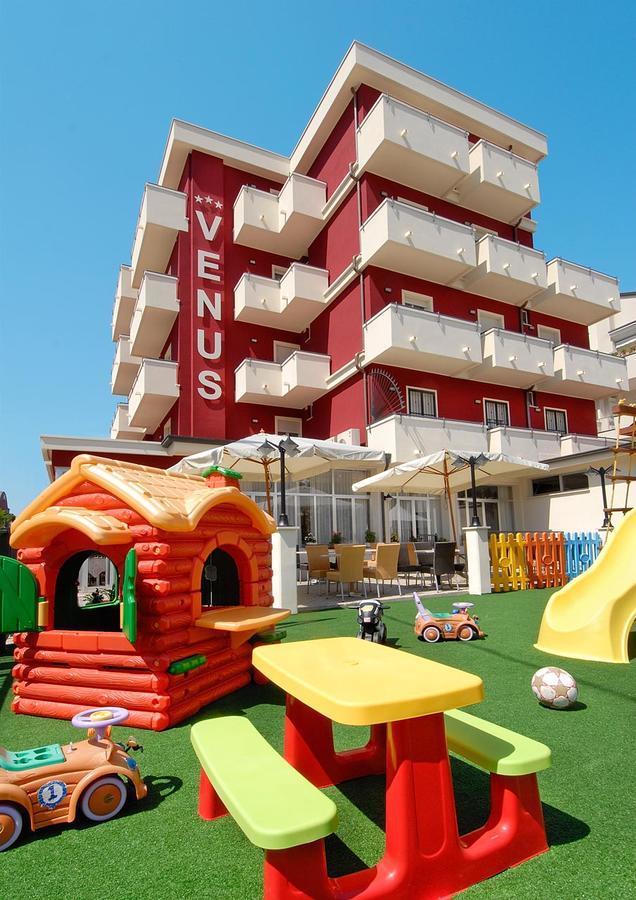 Hotel Venus Риччоне Экстерьер фото